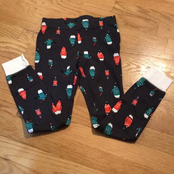 Old Navy Cozy Vibes Pajamas - Picture 3 of 4